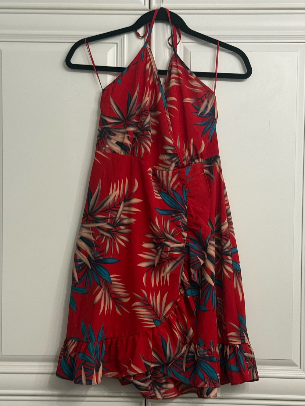 NWT QED London Size Small Red Tropical Floral Halter Mini Dress Summer